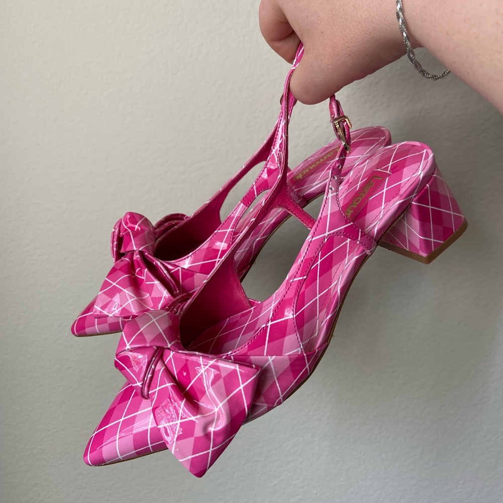 Larroude Elle pointed Toe low slingback pumps, pink patent leather, size 6.5